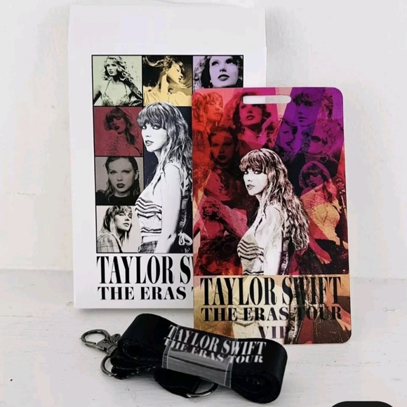 TAYLOR SWIFT THE ERAS TOUR VIP GIFT BOX - Picture 8 of 11
